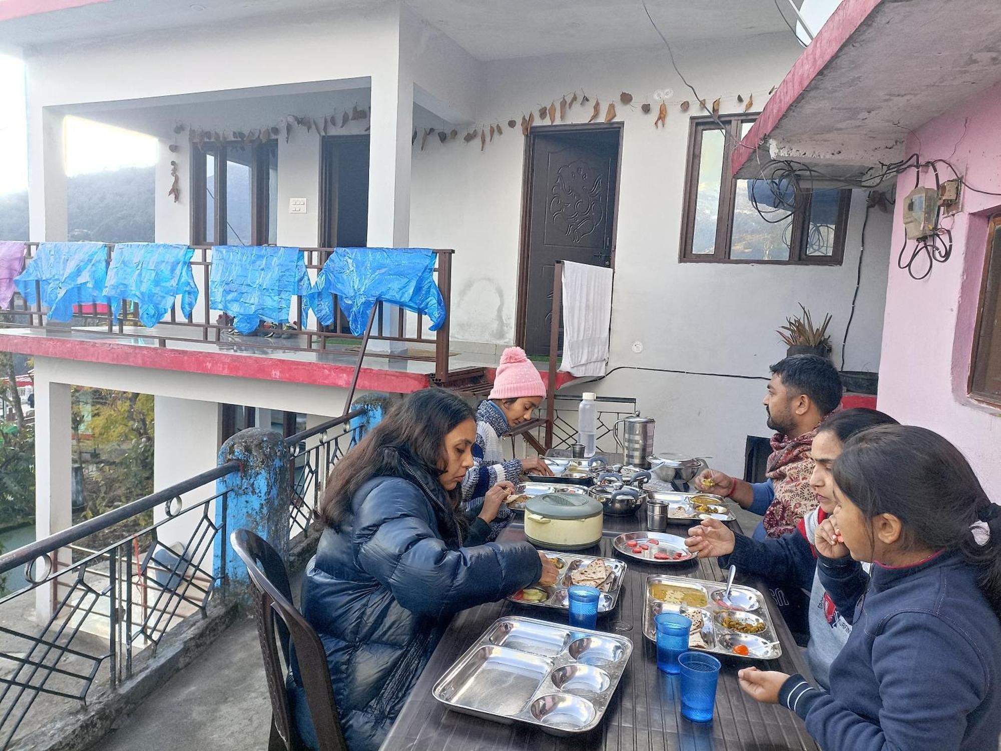 Mayur Homestay Ukhimath Exterior photo